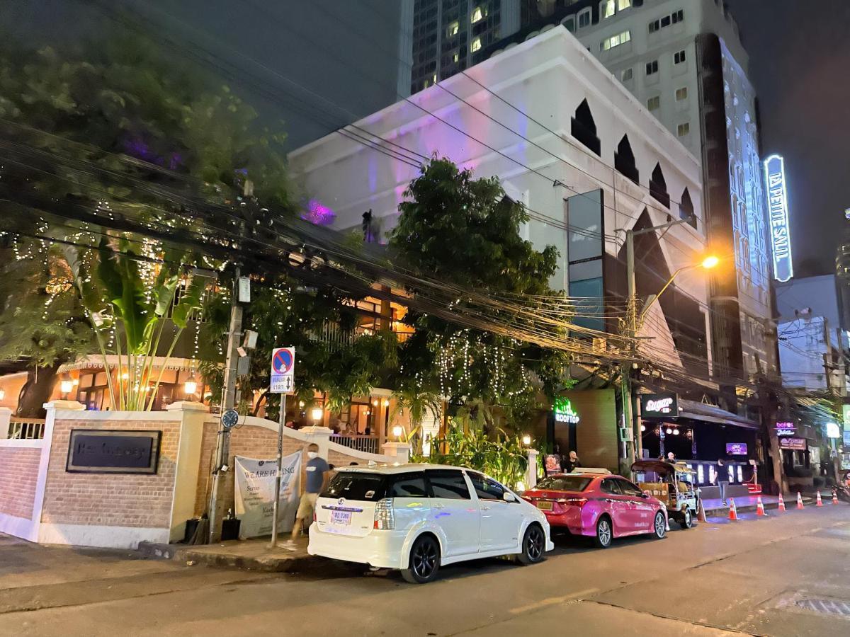 Aira Hotel Bangkok Sukhumvit 11 エクステリア 写真